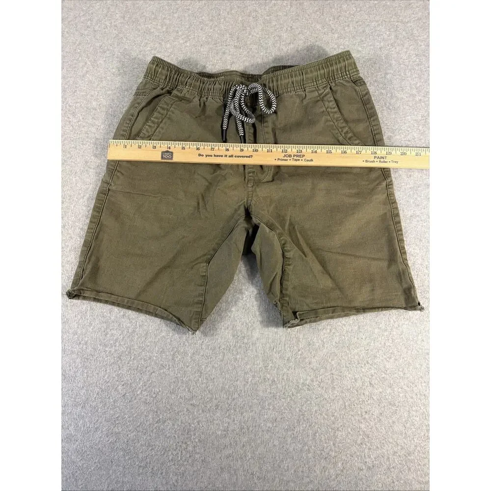 Volcom Green Bermuda Shorts, Size M, Men’s Summer Shorts